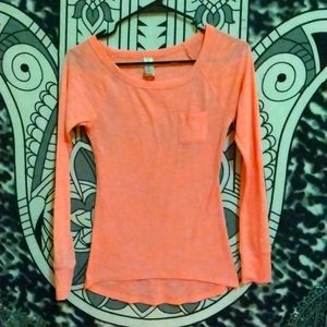 Women's long sleeved no boundaries shirt